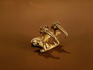 Pommeau de bâton Sinu représentant deux oiseaux